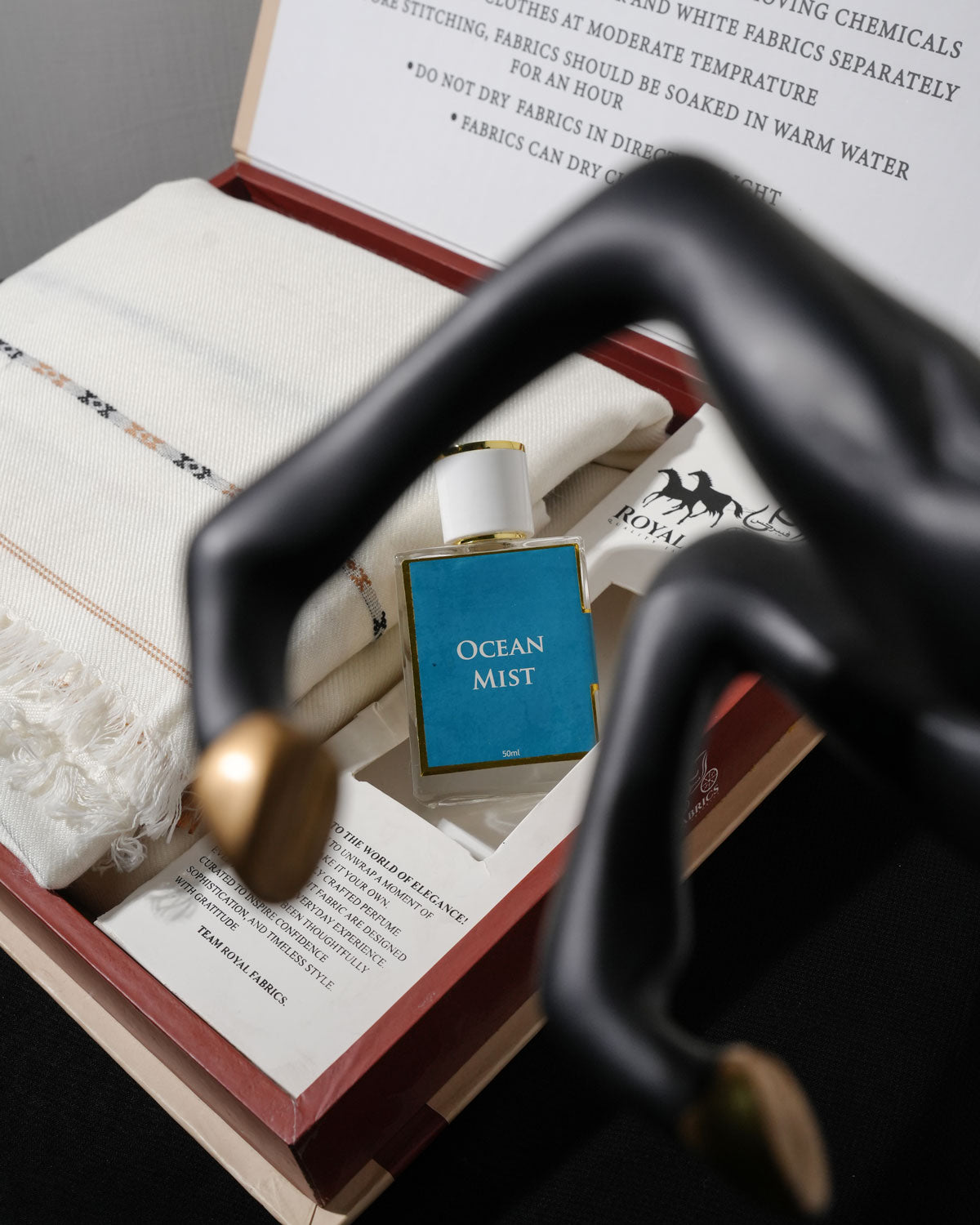 Shawl + Royal Scents